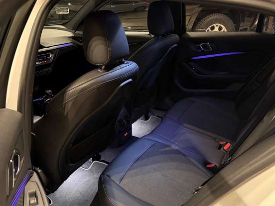 BMW-118i-1.5 12V GASOLINA SPORT GP STEPTRONIC BMW-118i-2020