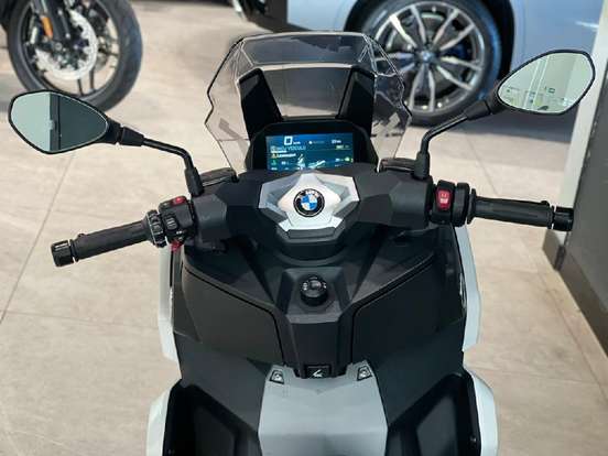 BMW-C 400 X-2024