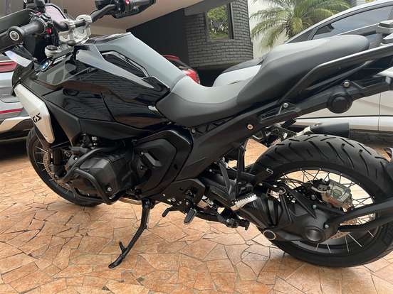 BMW-R 1300 GS TRIPLE BLACK-2025