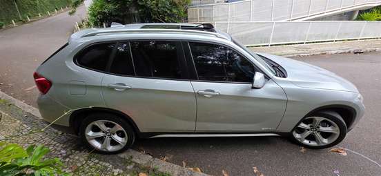 BMW-X1-2013