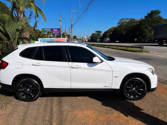 BMW-X1-2010