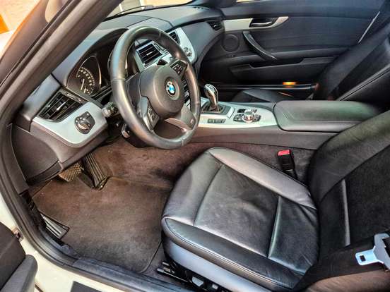 BMW-Z4-2013