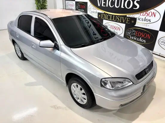 CHEVROLET-ASTRA-1.8 MPFI GL SEDAN 8V GASOLINA 4P MANUAL CHEVROLET-ASTRA-1999