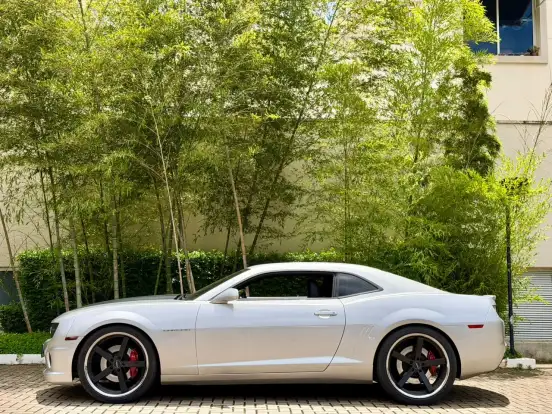 CHEVROLET-CAMARO-6.2 V8 GASOLINA SS AUTOMÁTICO CHEVROLET-CAMARO-2010