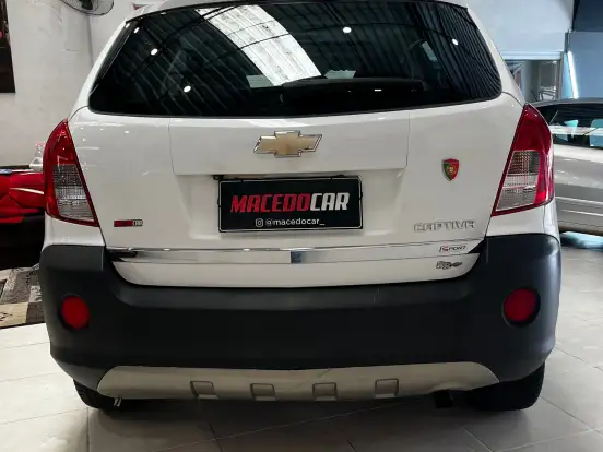 CHEVROLET-CAPTIVA-2.4 SIDI 16V GASOLINA 4P AUTOMÁTICO CHEVROLET-CAPTIVA-2015