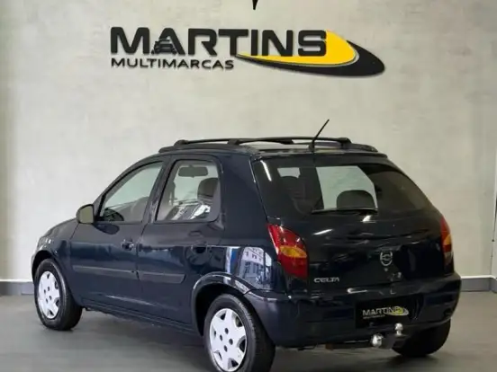 CHEVROLET-CELTA-1.4 MPFI SUPER 8V GASOLINA 4P MANUAL CHEVROLET-CELTA-2004