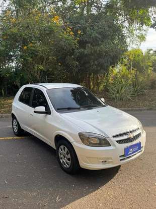 CHEVROLET-CELTA-2014