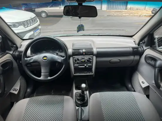 CHEVROLET-CLASSIC-2010