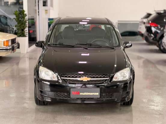 CHEVROLET-CLASSIC-2011