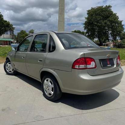 CHEVROLET-CLASSIC-2010