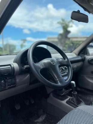 CHEVROLET-CLASSIC-2010