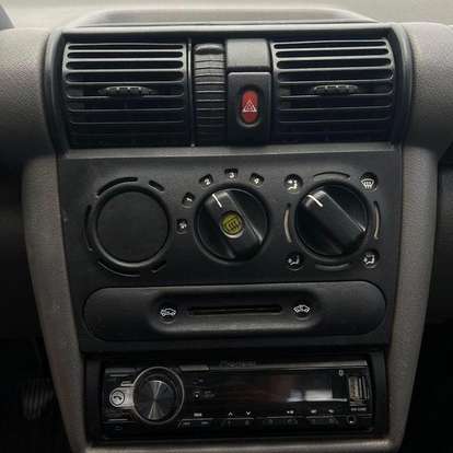 CHEVROLET-CLASSIC-2010
