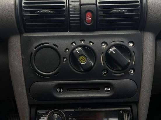 CHEVROLET-CLASSIC-1.0 MPFI LS 8V FLEX 4P MANUAL CHEVROLET-CLASSIC-2010