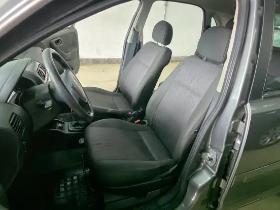 CHEVROLET-CORSA-2011