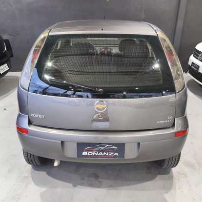 CHEVROLET-CORSA-2011