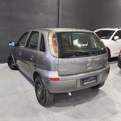 CHEVROLET-CORSA-2011