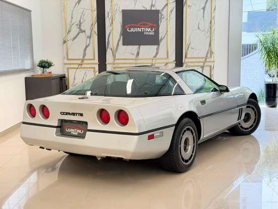 CHEVROLET-CORVETTE-1983