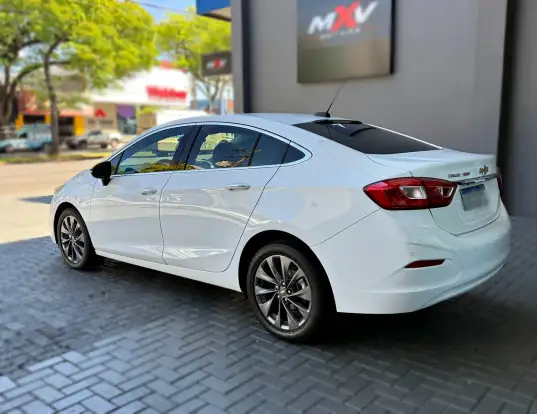 CHEVROLET-CRUZE-2018