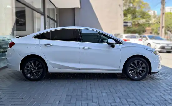 CHEVROLET-CRUZE-2018