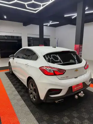 CHEVROLET-CRUZE-2017