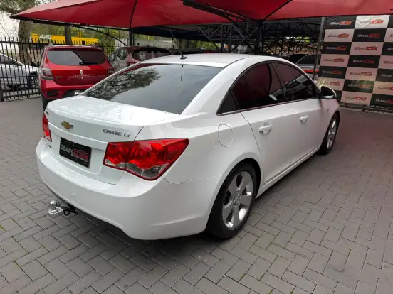 CHEVROLET-CRUZE-2011