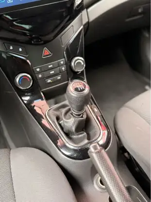 CHEVROLET-CRUZE-2011