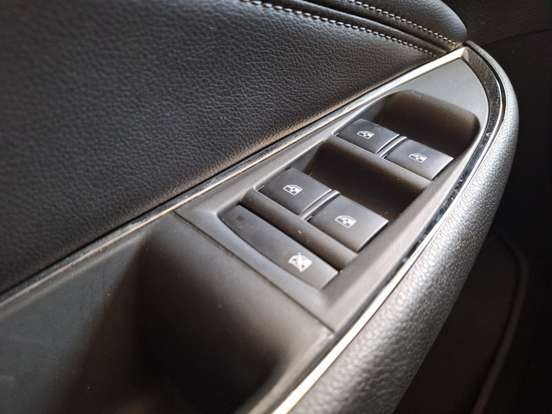 CHEVROLET-CRUZE-2022