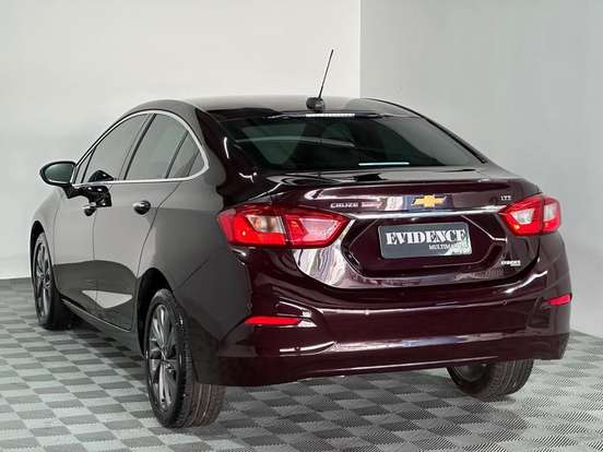 CHEVROLET-CRUZE-2017