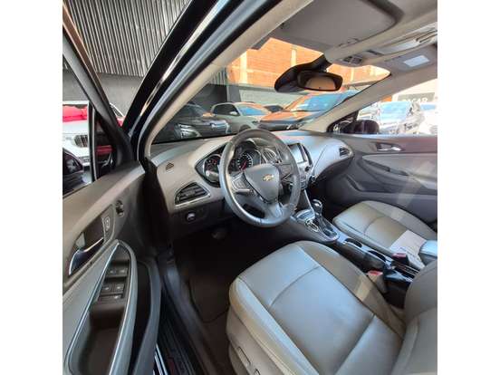 CHEVROLET-CRUZE-2018