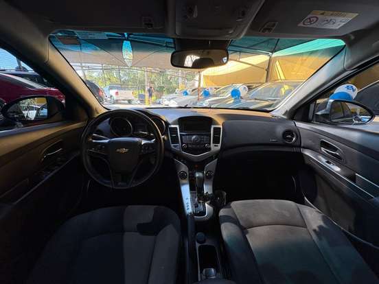 CHEVROLET-CRUZE-2015