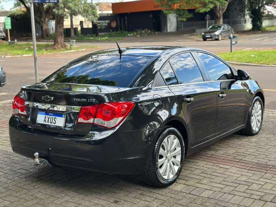 CHEVROLET-CRUZE-2013