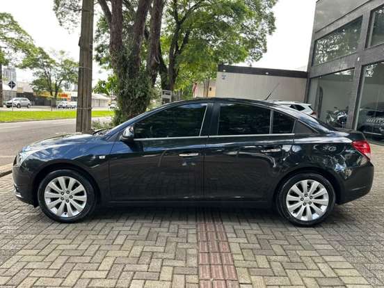 CHEVROLET-CRUZE-2013