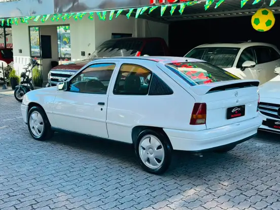 CHEVROLET-KADETT-2.0 MPFI GLS 8V GASOLINA 2P MANUAL CHEVROLET-KADETT-1997