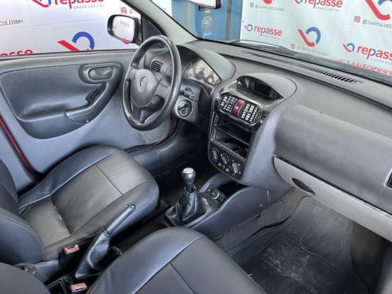 CHEVROLET-MONTANA-1.8 SPORT CS 8V FLEX 2P MANUAL CHEVROLET-MONTANA-2004