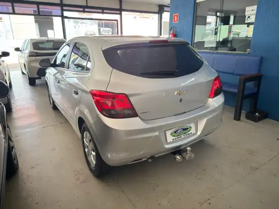 CHEVROLET-ONIX-1.0 MPFI JOY 8V FLEX 4P MANUAL CHEVROLET-ONIX-2018