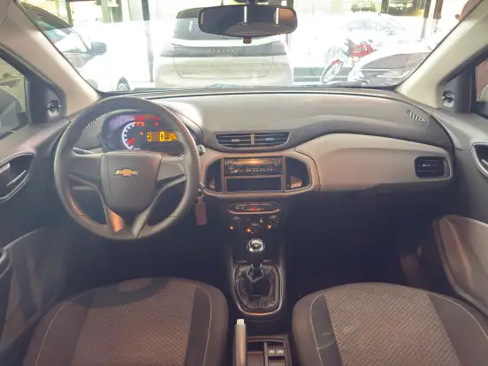 CHEVROLET-ONIX-2018