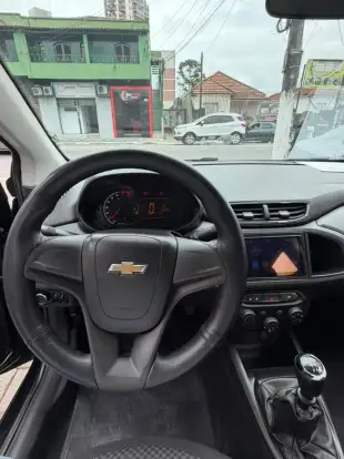 CHEVROLET-ONIX-2019