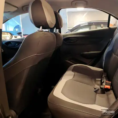 CHEVROLET-ONIX-2014