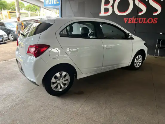 CHEVROLET-ONIX-1.0 MPFI LT 8V FLEX 4P MANUAL CHEVROLET-ONIX-2018