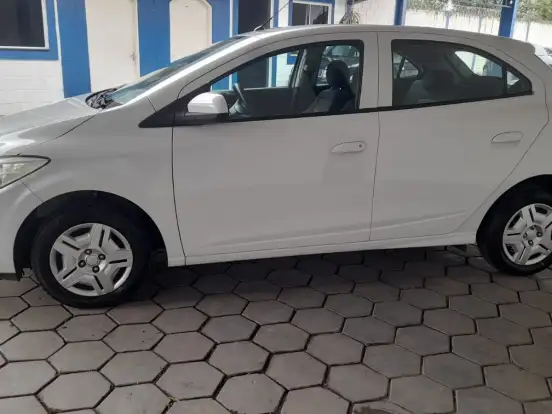 CHEVROLET-ONIX-1.0 MPFI LT 8V FLEX 4P MANUAL CHEVROLET-ONIX-2013