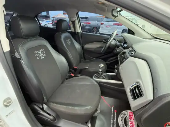 CHEVROLET-ONIX-1.0 MPFI LT 8V FLEX 4P MANUAL CHEVROLET-ONIX-2019