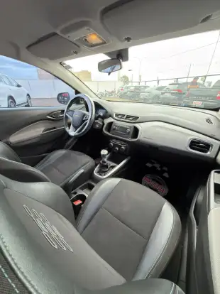 CHEVROLET-ONIX-2019