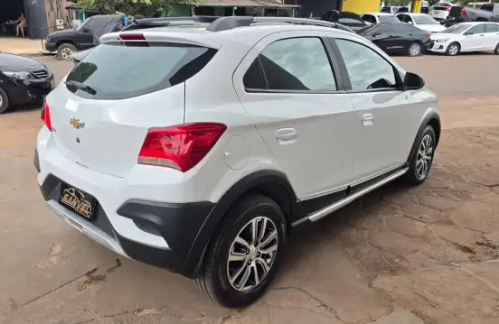 CHEVROLET-ONIX-1.4 MPFI ACTIV 8V FLEX 4P MANUAL CHEVROLET-ONIX-2017