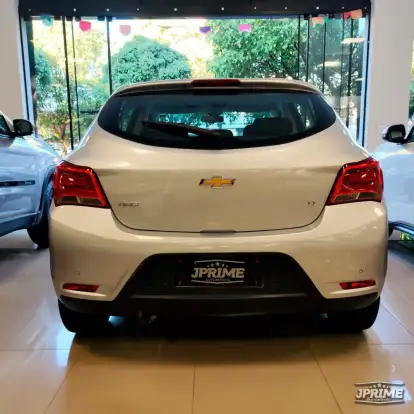 CHEVROLET-ONIX-1.4 MPFI LT 8V FLEX 4P AUTOMÁTICO CHEVROLET-ONIX-2018