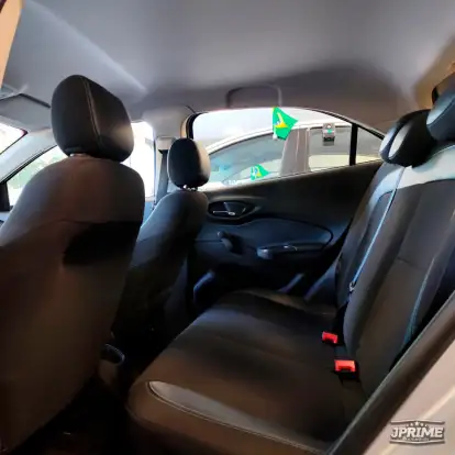 CHEVROLET-ONIX-2018