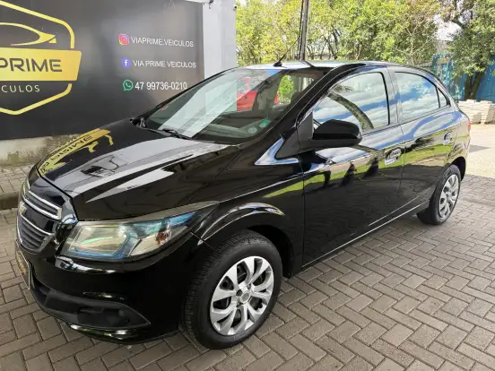 CHEVROLET-ONIX-1.4 MPFI LT 8V FLEX 4P AUTOMÁTICO CHEVROLET-ONIX-2013