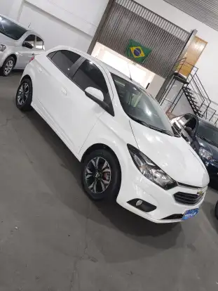 CHEVROLET-ONIX-1.4 MPFI LT 8V FLEX 4P MANUAL CHEVROLET-ONIX-2017
