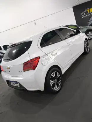 CHEVROLET-ONIX-1.4 MPFI LT 8V FLEX 4P MANUAL CHEVROLET-ONIX-2017