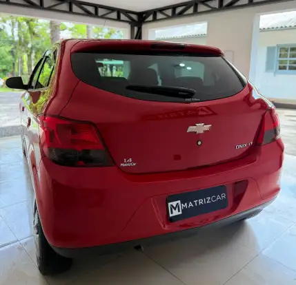 CHEVROLET-ONIX-1.4 MPFI LT 8V FLEX 4P MANUAL CHEVROLET-ONIX-2014