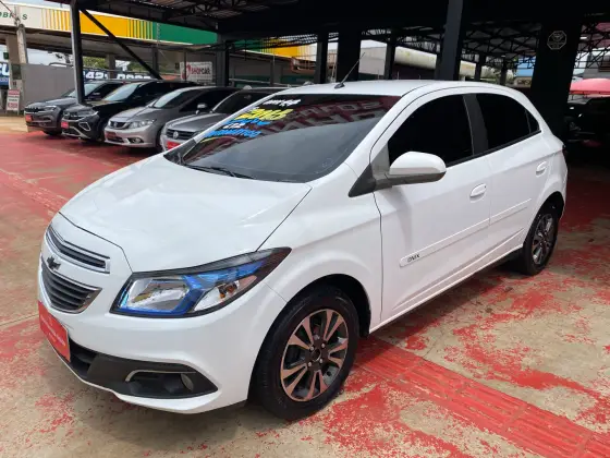 CHEVROLET ONIX 1.4 MPFI LTZ 8V FLEX 4P AUTOMÁTICO